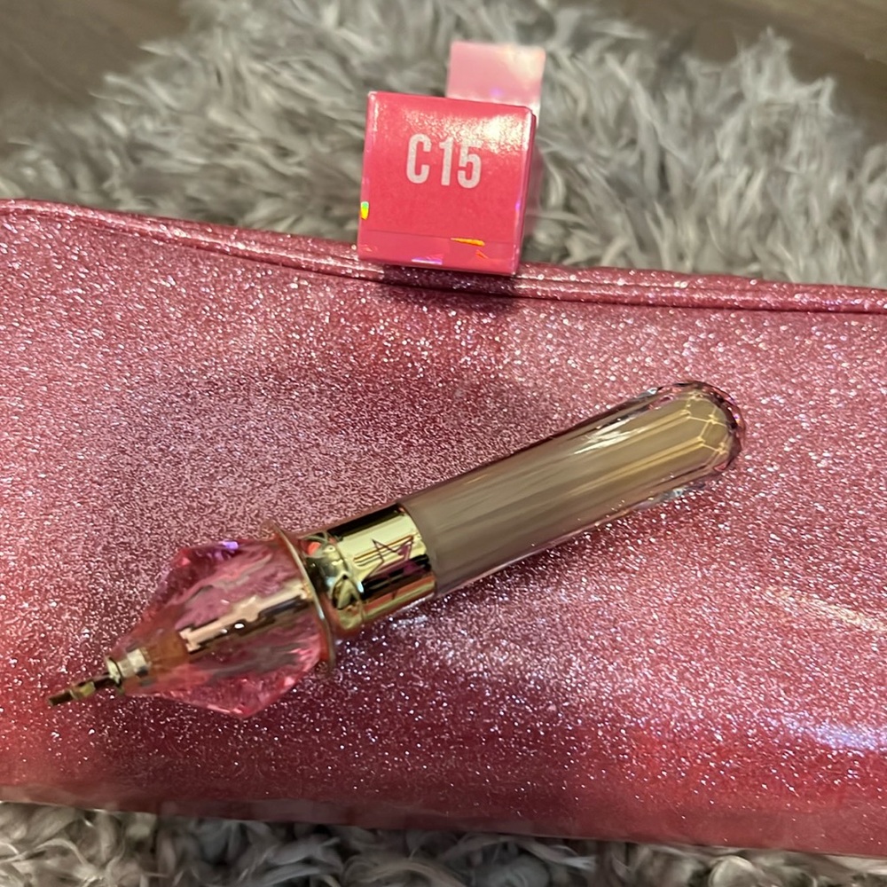 Jeffree star concealer